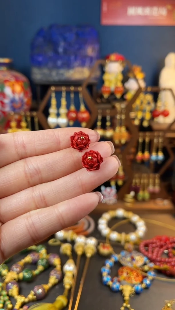 【闪购商品】红红莲花珐琅景泰蓝耳钉