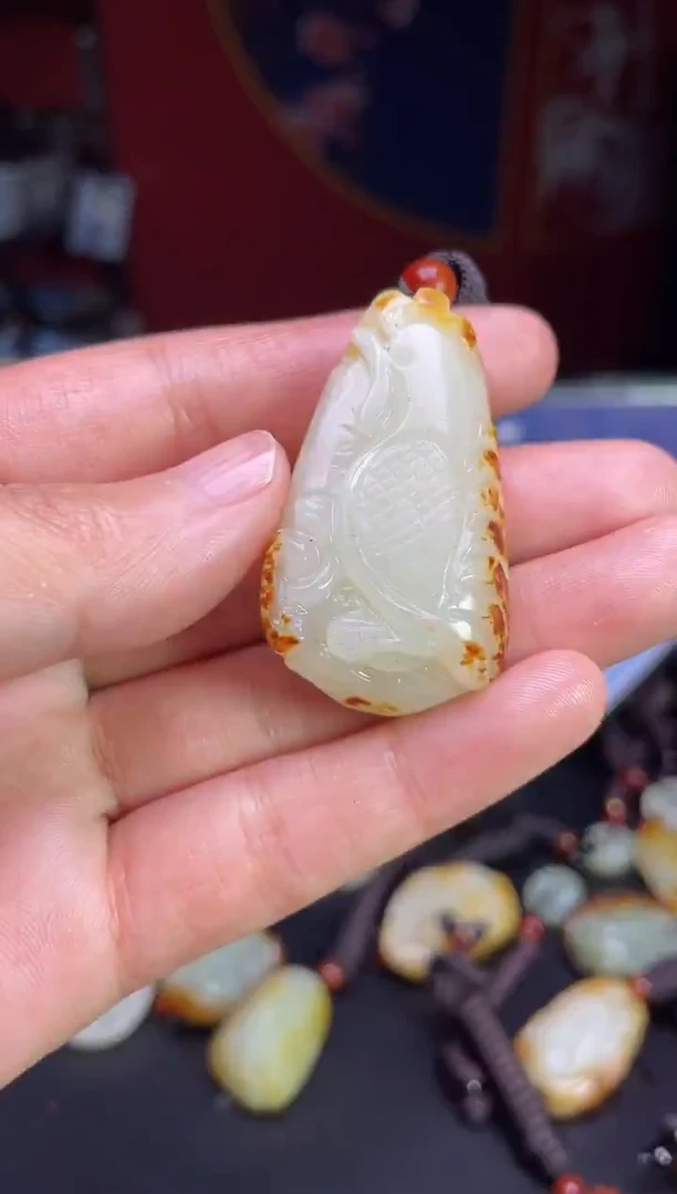 颈饰未镶嵌和田玉1