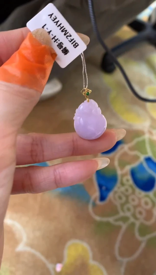 【闪购商品】翡翠颈饰18K金镶嵌钱袋