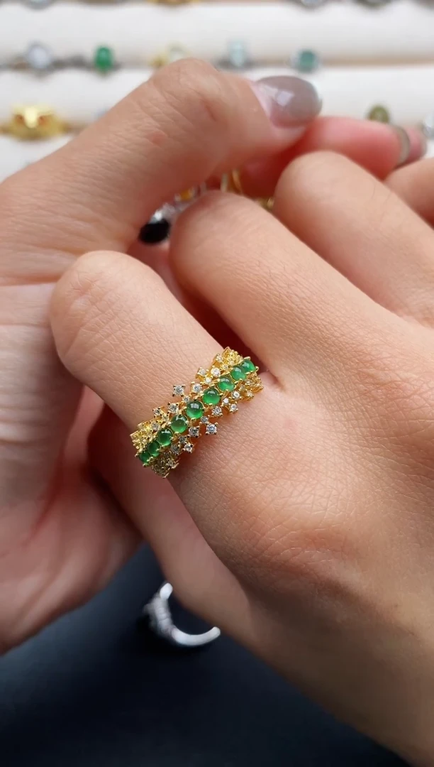 银S925镶嵌戒指翡翠8888888+4