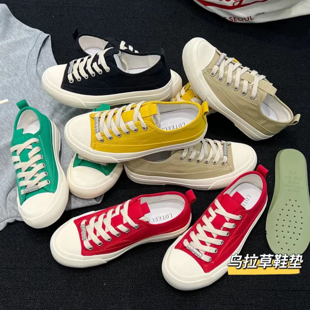 跟高3cm 青春时尚百搭运动系带板鞋圆头纯色休闲低帮板鞋 729