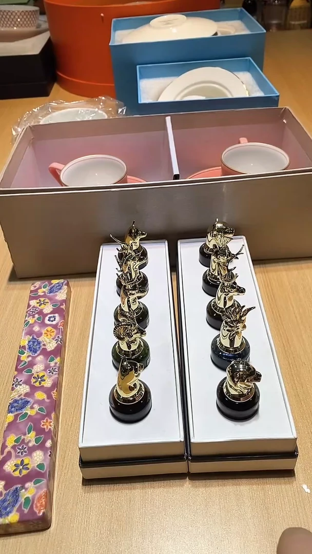 【闪购商品】瓷片锅碗瓢盆一件不剩