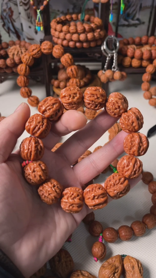 【闪购商品】文玩核桃手串小核桃