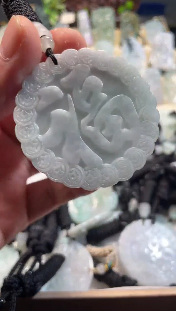 颈饰未镶嵌翡翠12/08/009