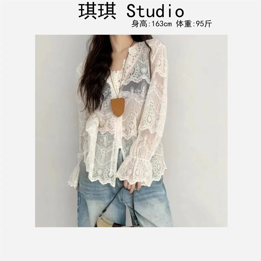 春季新款高级感单排扣蕾丝花边甜美洋气显瘦减龄百搭开衫10322-C