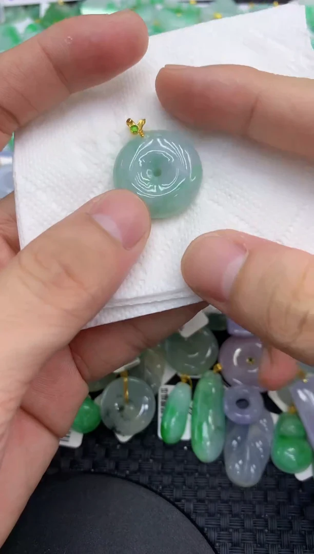 颈饰未镶嵌翡翠天然缅甸A货翡翠