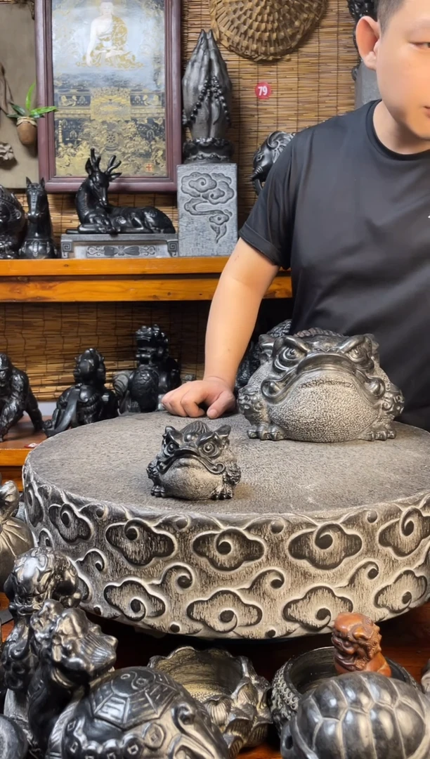 石材10金蟾天然青石雕刻