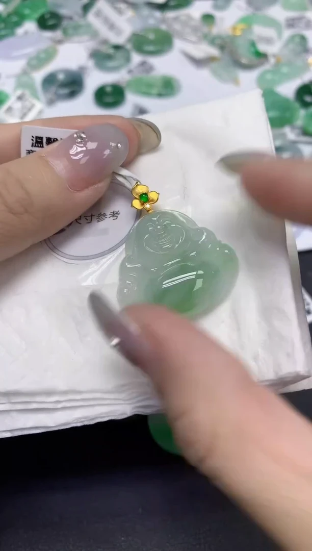 颈饰18K金镶嵌翡翠天然缅甸翡翠A货百元以上9元证书费自理