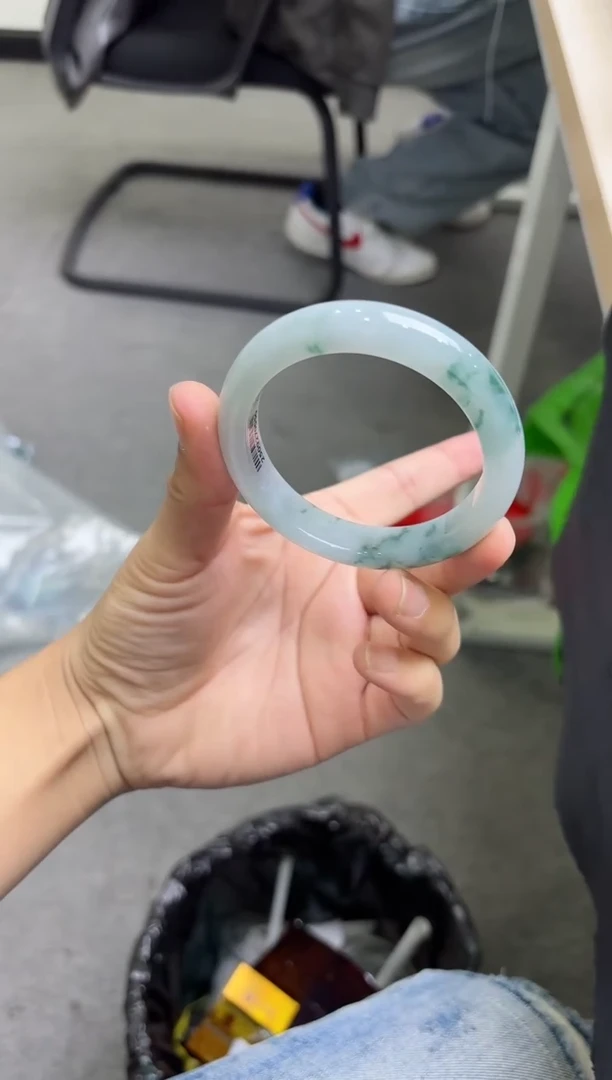 未镶嵌手镯翡翠一**好手镯
