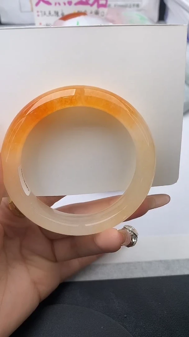 未镶嵌手镯石英质玉w8-HHB61+