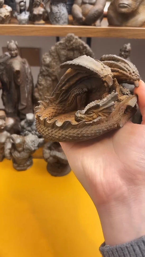 金属实心铁艺---龙型烟灰缸