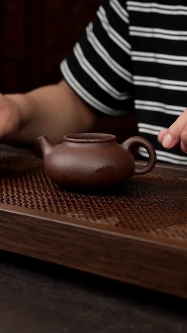 茶壶紫砂紫泥容天