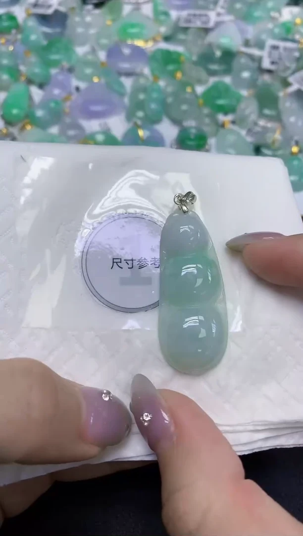 颈饰未镶嵌翡翠天然缅甸翡翠A货百元以上9元证书费自理