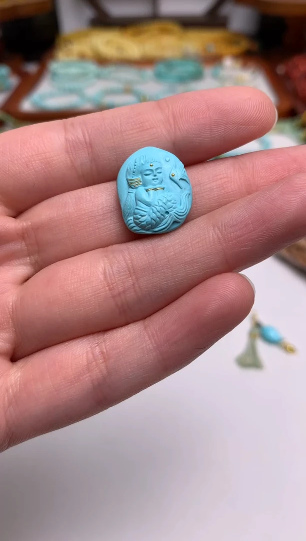 未镶嵌绿松石挂件雕刻