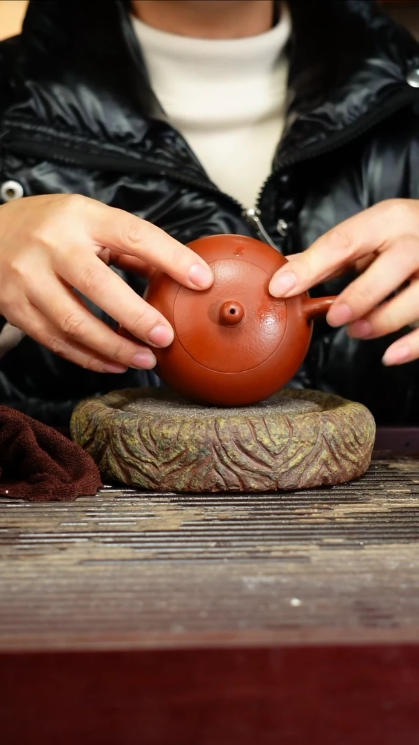 宜兴原矿紫砂壶茶壶宜兴原矿紫砂壶茶壶150C