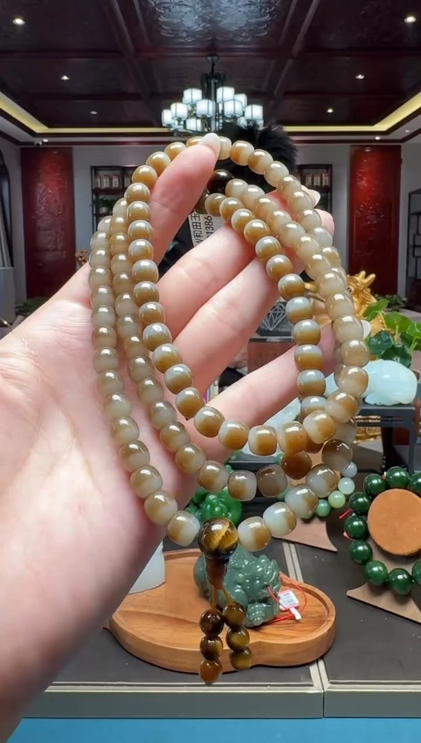 未镶嵌和田玉挂件qml