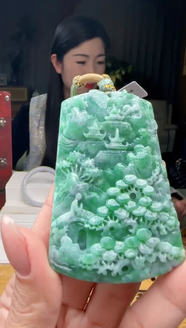 【闪购商品】翡翠吊坠(不含链)未镶嵌XY@@960Q3J13011