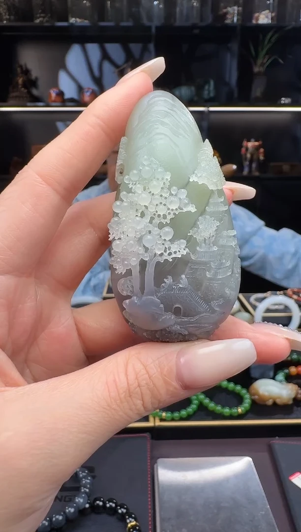 颈饰未镶嵌和田玉喵*?山水把件