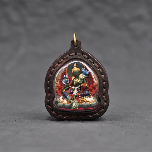 【梵捻造物】纯手工制作红泥纯手绘上色全身绿度母皮嘎乌盒擦擦吊坠