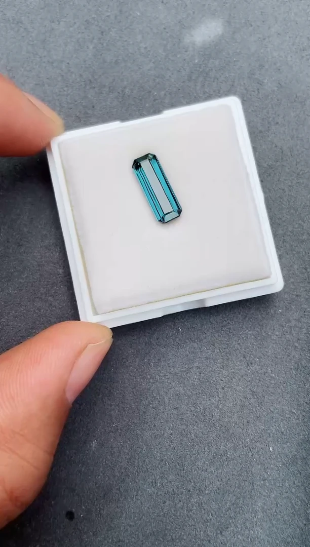 未镶嵌裸石碧玺2.6ct