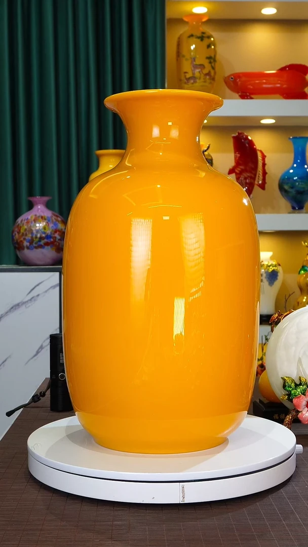 手工艺品琉璃鸡油黄大花瓶