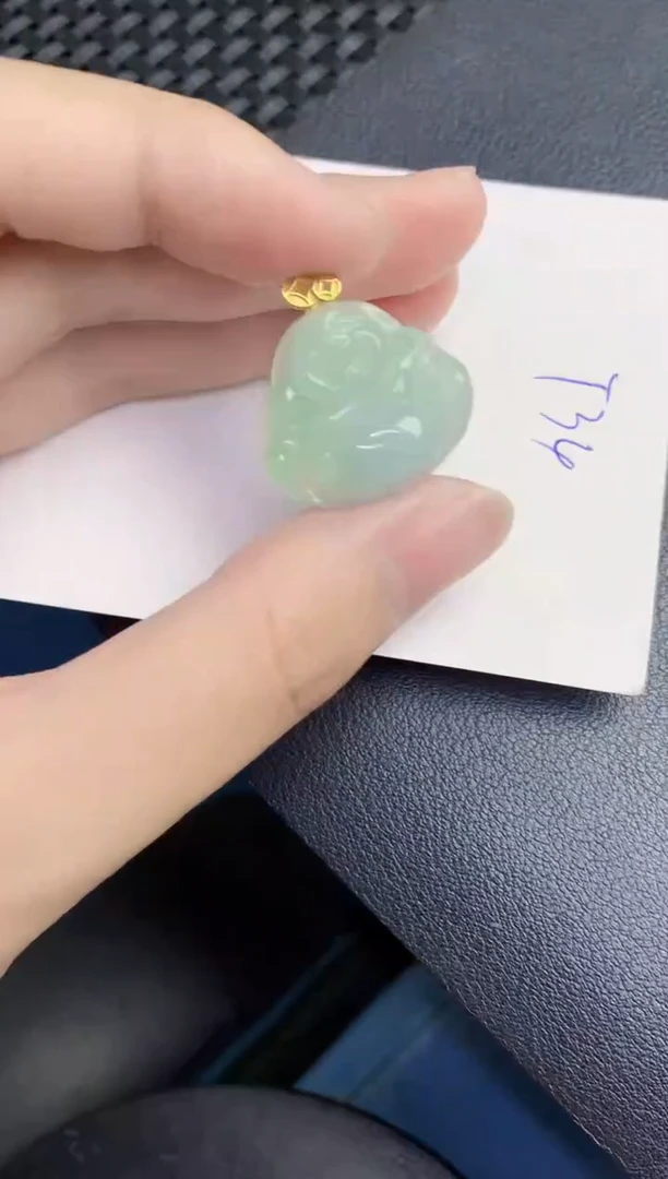 翡翠未镶嵌颈饰天然翡翠緬甸A貨