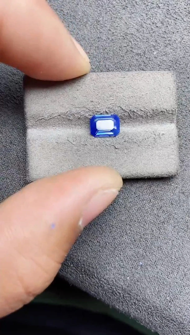 裸石蓝宝石无烧矢车菊1.58ct