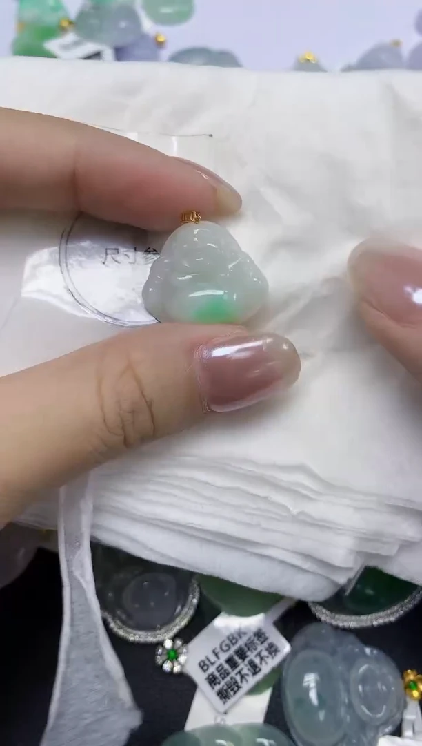 翡翠18K金镶嵌颈饰天然缅甸翡翠A货百元以上9元证书费自理
