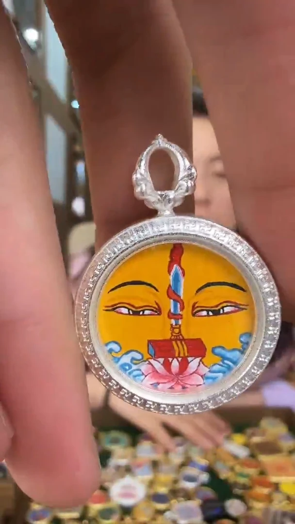 吊坠文老师眼睛-热贡纯手绘唐卡