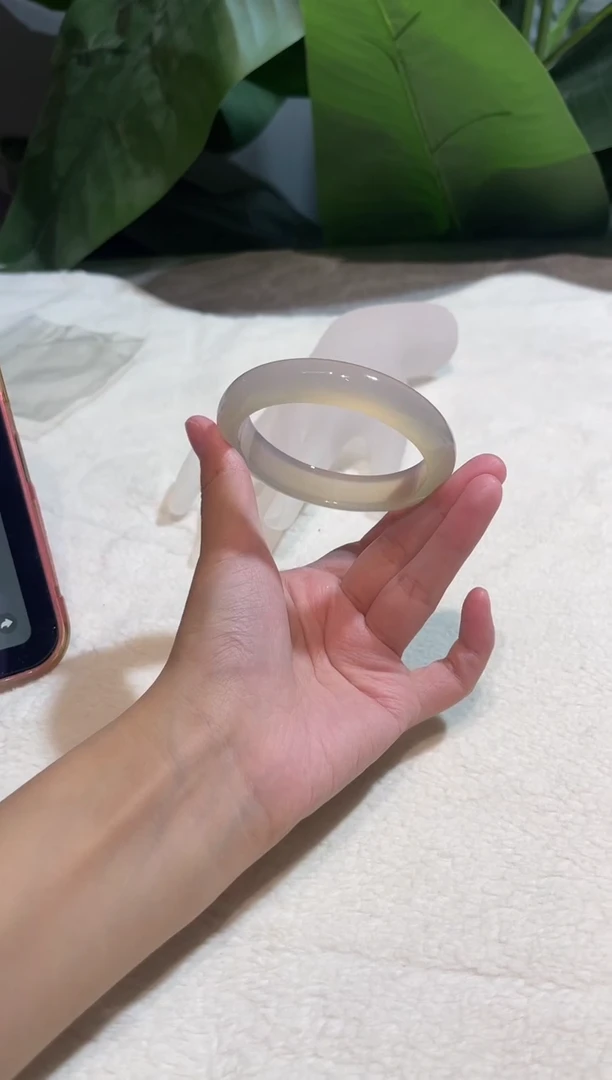 手镯玛瑙/玉髓未镶嵌59.6鉴赏期48小时