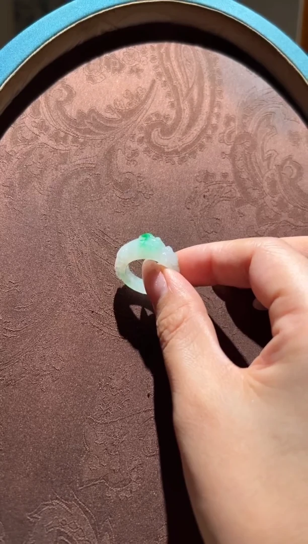 翡翠戒圈未镶嵌红翡绿翠