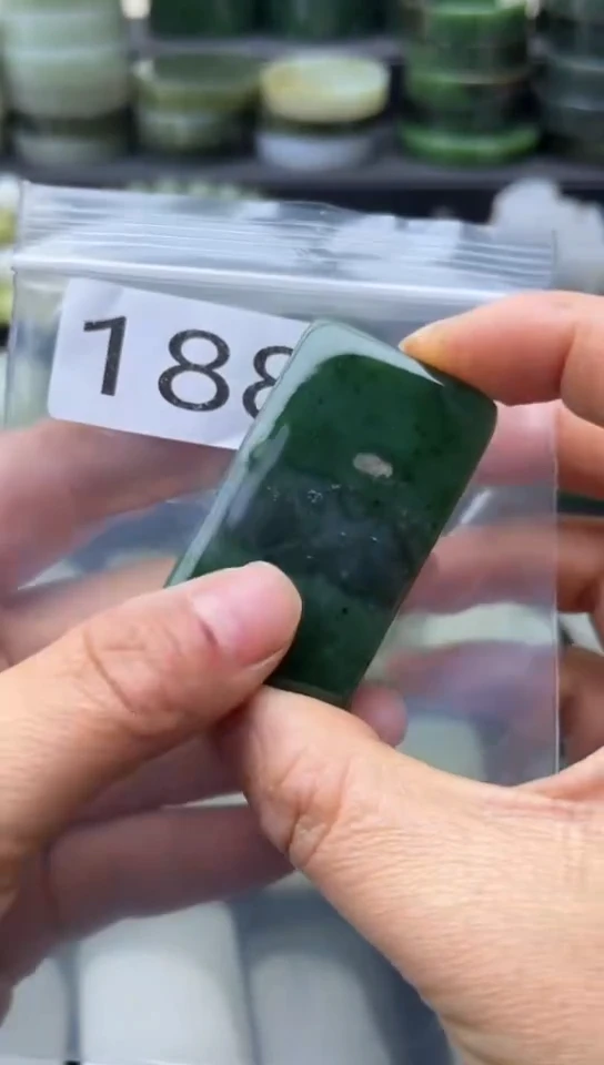 未镶嵌和田玉珠宝半成品牌子