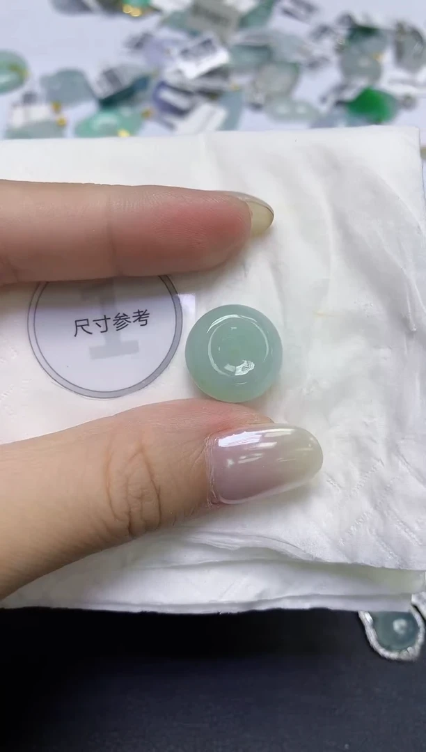 颈饰未镶嵌翡翠天然缅甸翡翠A货百元以上9元证书费自理