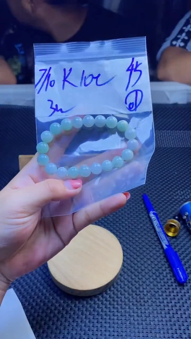 定制翡翠未镶嵌天然缅甸A货翡翠，多样性发货只发其一