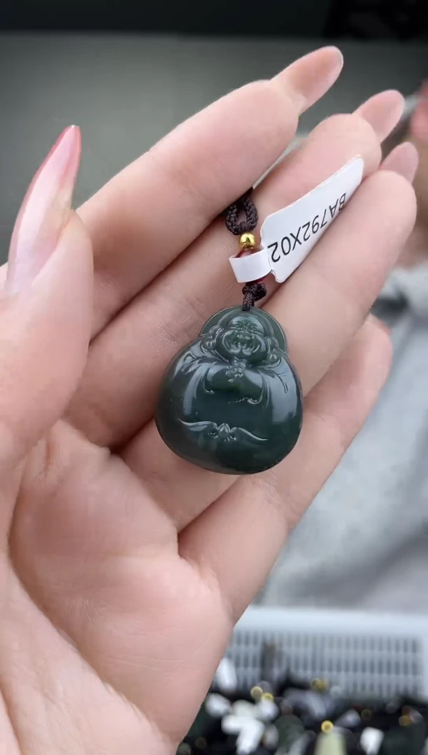 未镶嵌和田玉挂件拍一发一，多样性发货