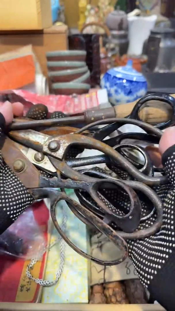 金属中古艺术工艺美术品