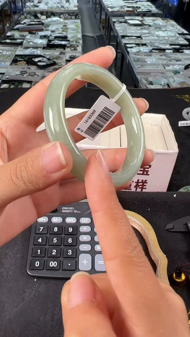 未镶嵌手镯和田玉麦子家族手镯 KF-88-53