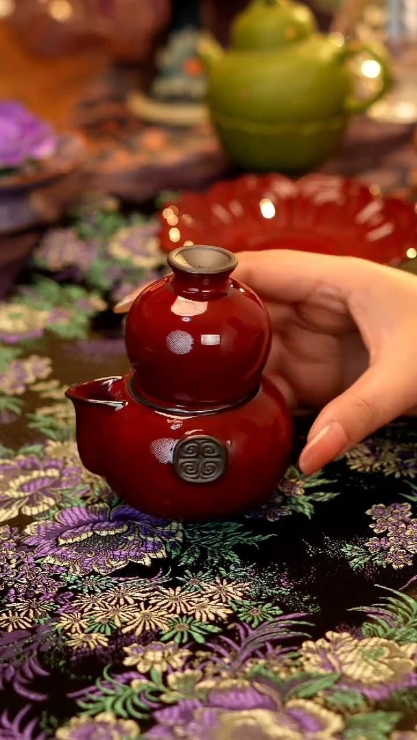 故宫红葫芦一壶两杯·······