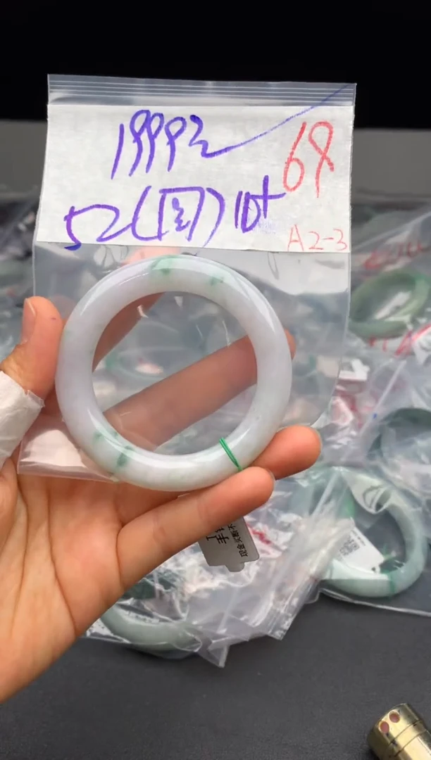 【闪购商品】定制翡翠未镶嵌毛货需精细抛光+多样性发货拍一发一