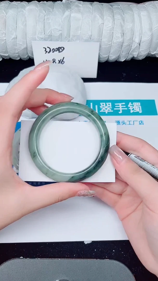 未镶嵌手镯石英质玉319-53/54