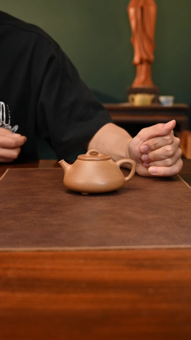 茶壶紫砂郑志涛心舟石瓢  头段   170cc