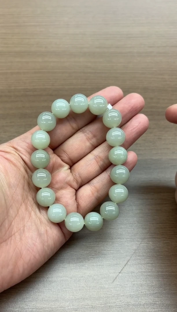 未镶嵌手串和田玉且末近矿微色差卡12