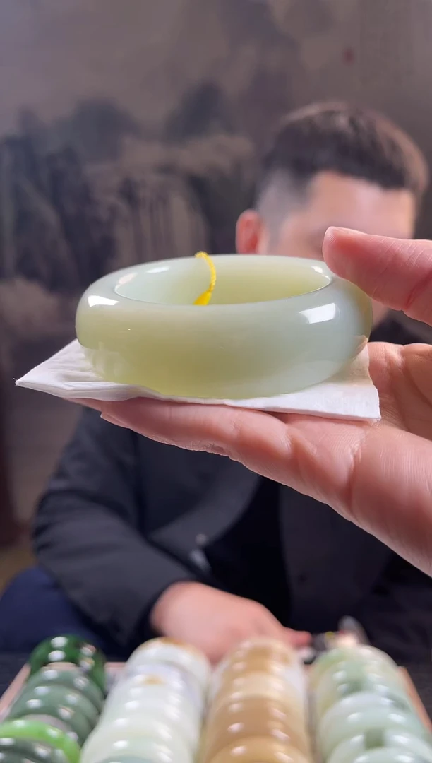 未镶嵌手镯和田玉58-59圈口0538