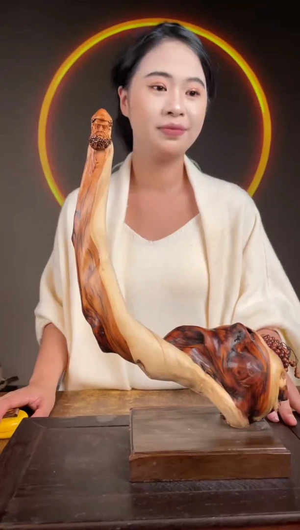 柏木（崖柏）手工摆件,先抢先得! 编号:207