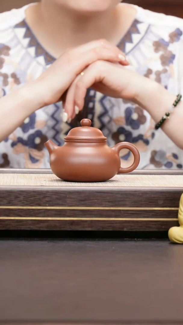 茶壶紫砂老紫泥  容天
