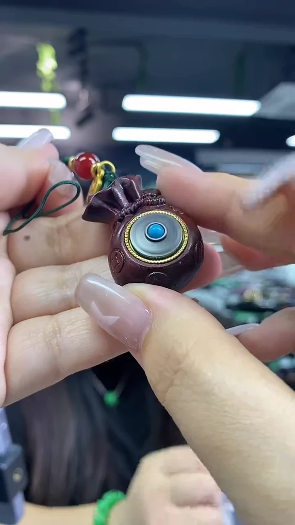 小叶紫檀把件多样性发其一颜色微差