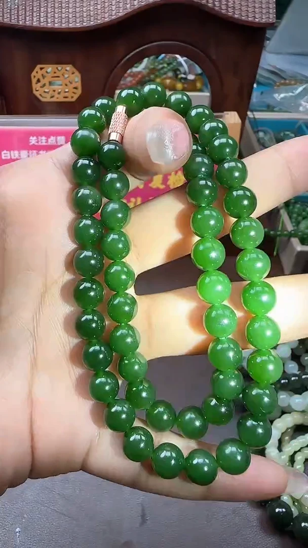 颈饰未镶嵌和田玉项链