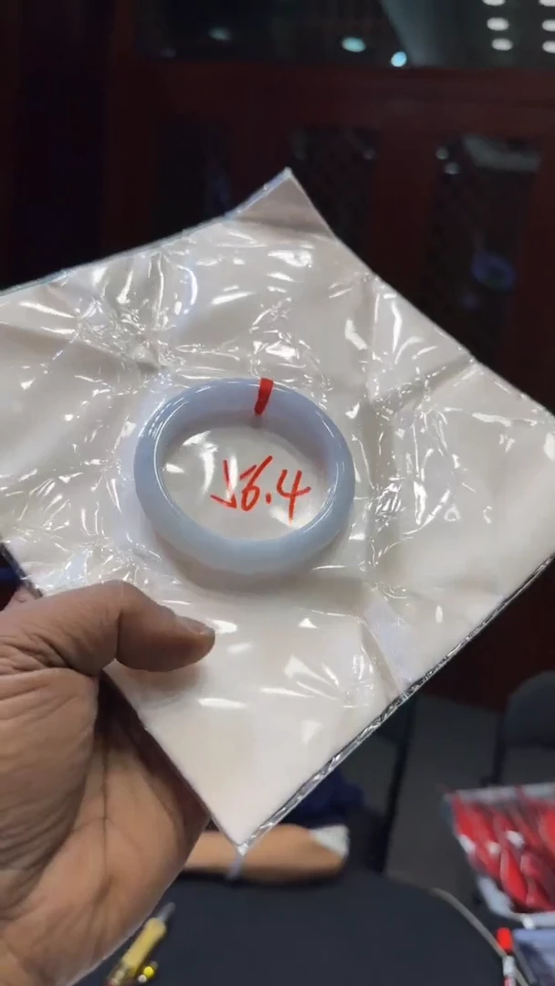 【闪购商品】翡翠手镯未镶嵌手镯