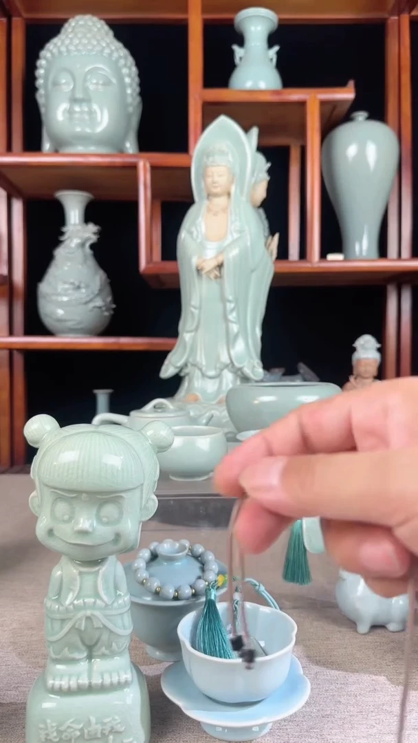 其他舞钢汝瓷产品  哪吒