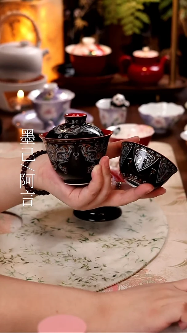黑红两件套哈哈哈哈哈哈